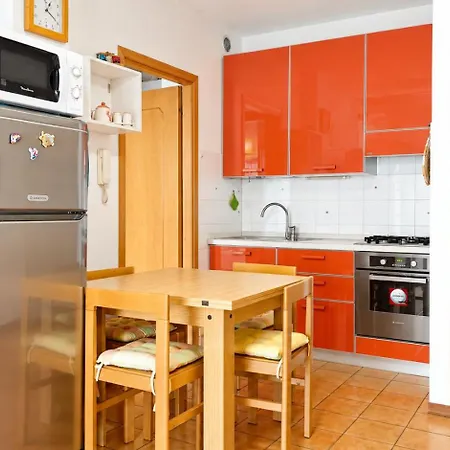 Apartment Hostdomus - Boat Andora