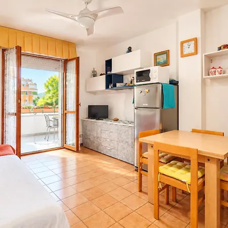 Hostdomus - Boat Andora